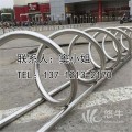 自行車(chē)停車(chē)架擺放