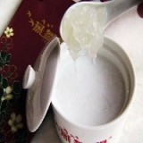 椰汁冰糖炖白燕盏