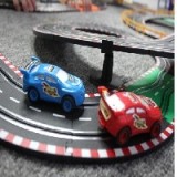 电动轨道汽车玩具