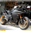 全新雅馬哈超級(jí)跑車YZF-R1