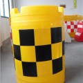 滚塑防撞水桶供应、全国销售水桶、