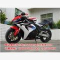 本田CBR1000RR摩托車跑車