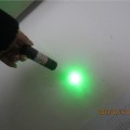绿光点状激光器