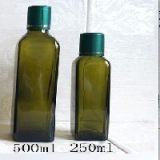 墨绿色橄榄油瓶