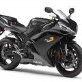 雅马哈YZF-R1