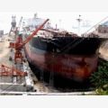 十万吨干船坞，265米×48米×